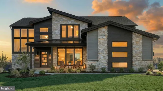 $933,800 | 256 West Vly Road, Denver, PA 17517