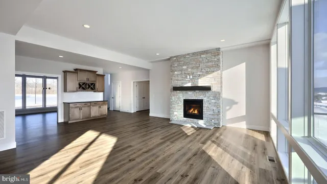 $933,800 | 256 West Vly Road, Denver, PA 17517