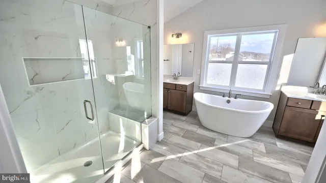 $933,800 | 256 West Vly Road, Denver, PA 17517