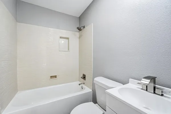 $235,000 | 212 Northwest Ave I, Hamlin, TX 79520