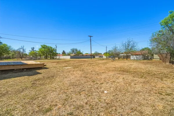 $235,000 | 212 Northwest Ave I, Hamlin, TX 79520