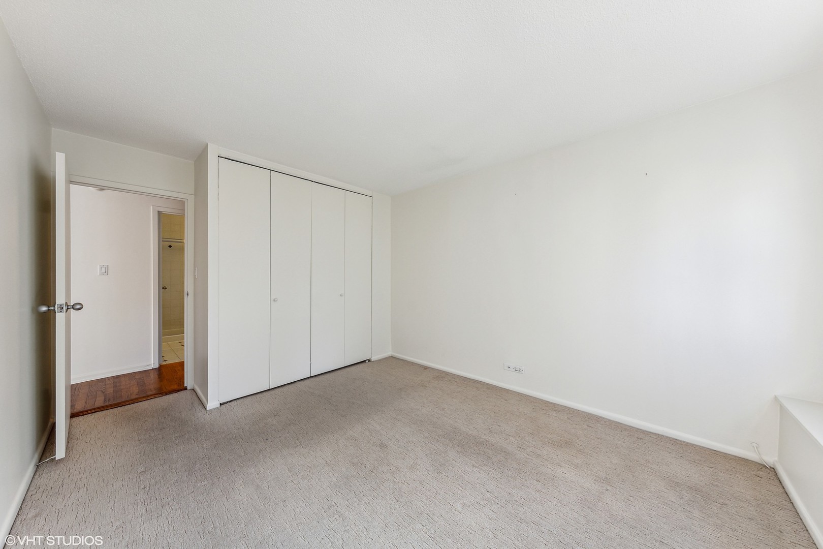 1313 North Ritchie Court, Unit 1304 Chicago, IL 60610 - Photo 15 of 20 a view of an empty room