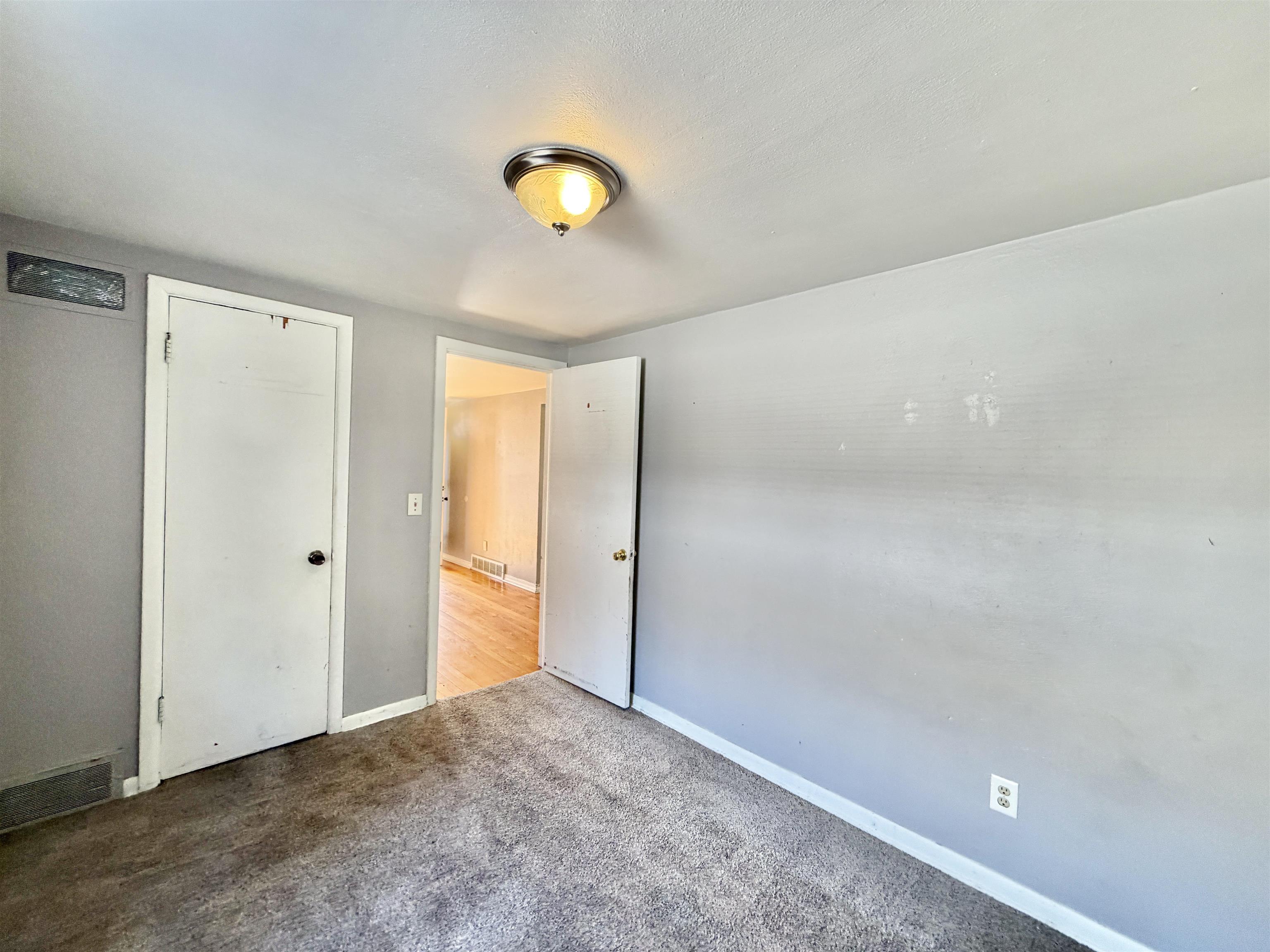 1927 Lenox Avenue Beloit, WI 53511 - Photo 15 of 28