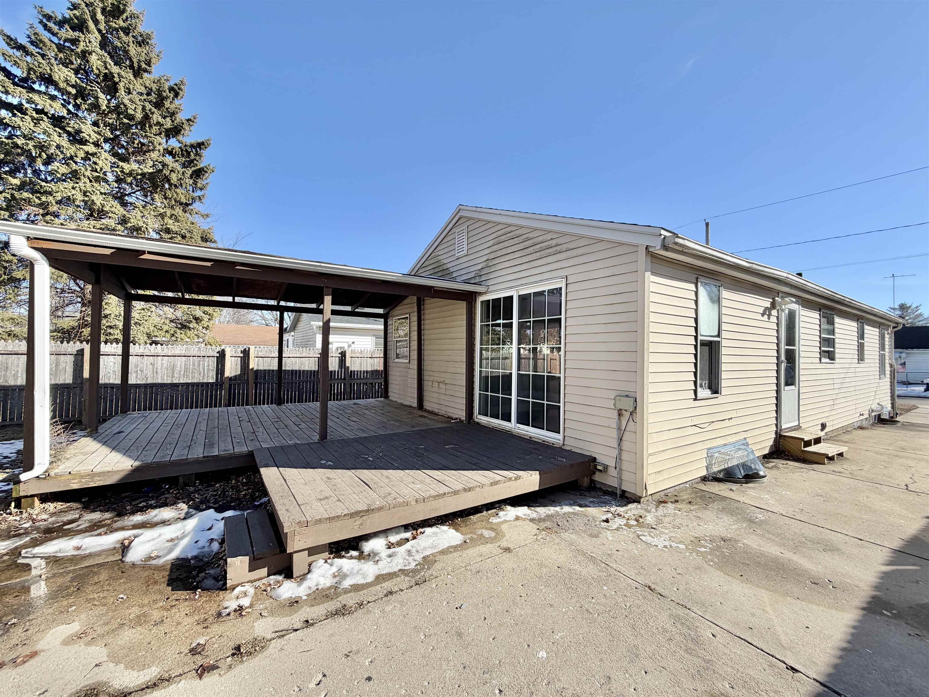 1927 Lenox Avenue Beloit, WI 53511 - Photo 28 of 28