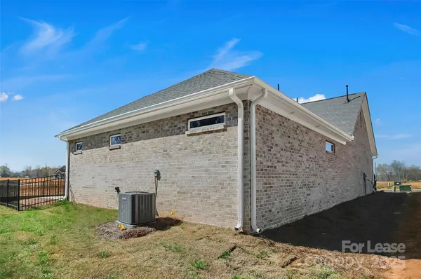 $2,550 | 3054 Constitution Lane, Gastonia, NC 28056