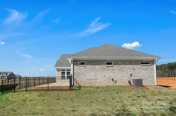 $2,550 | 3054 Constitution Lane, Gastonia, NC 28056