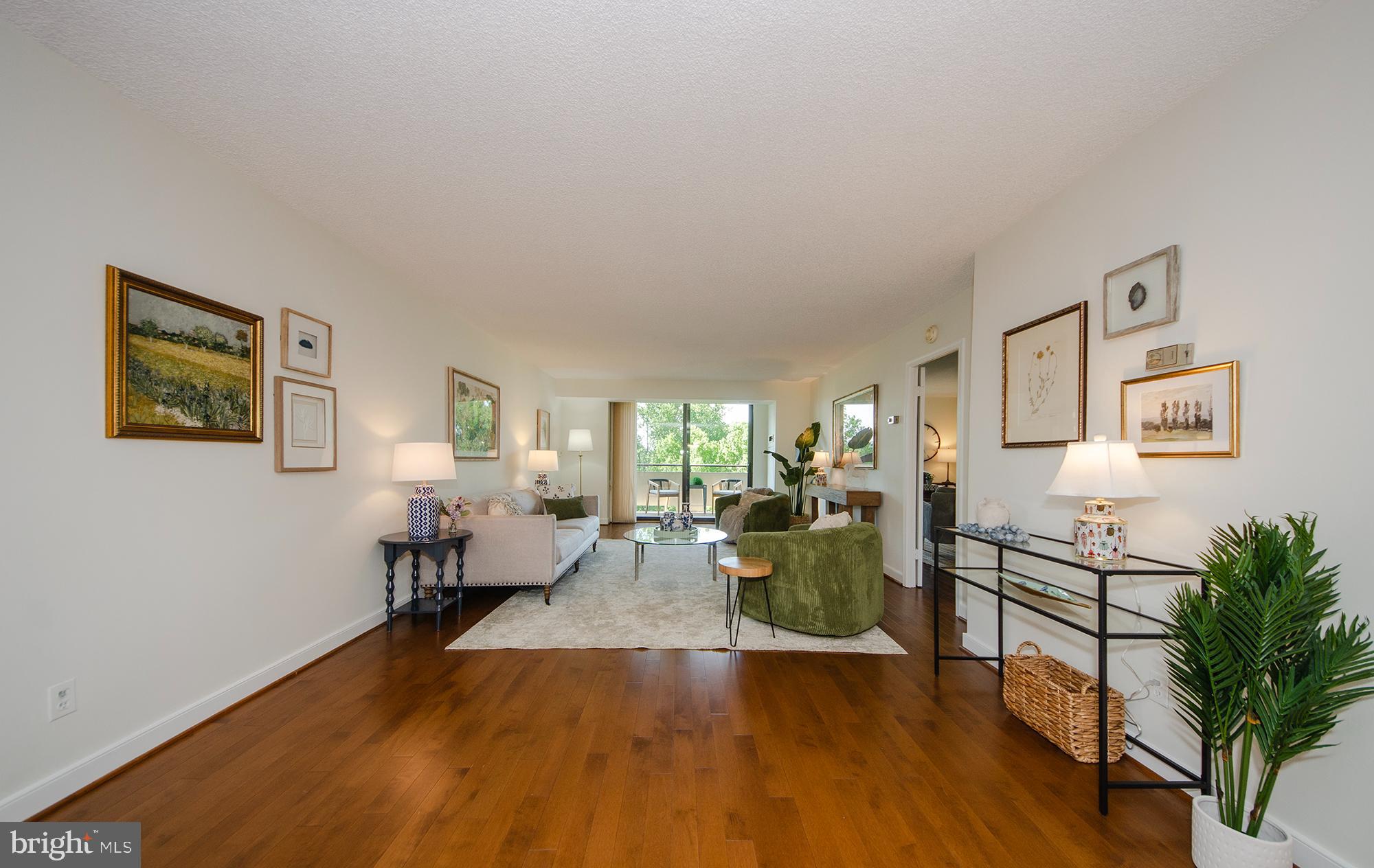 1800 Old Meadow Road, Unit 1018 McLean, VA 22102 - Photo 6 of 35