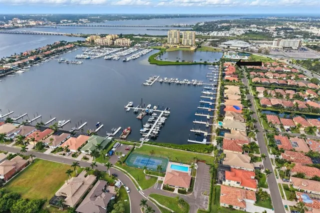 $3,189,900 | 801 3rd Street East, Palmetto, FL 34221