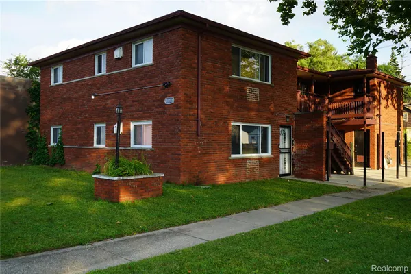 $425,000 | 18741 Schoolcraft, Detroit, MI 48223