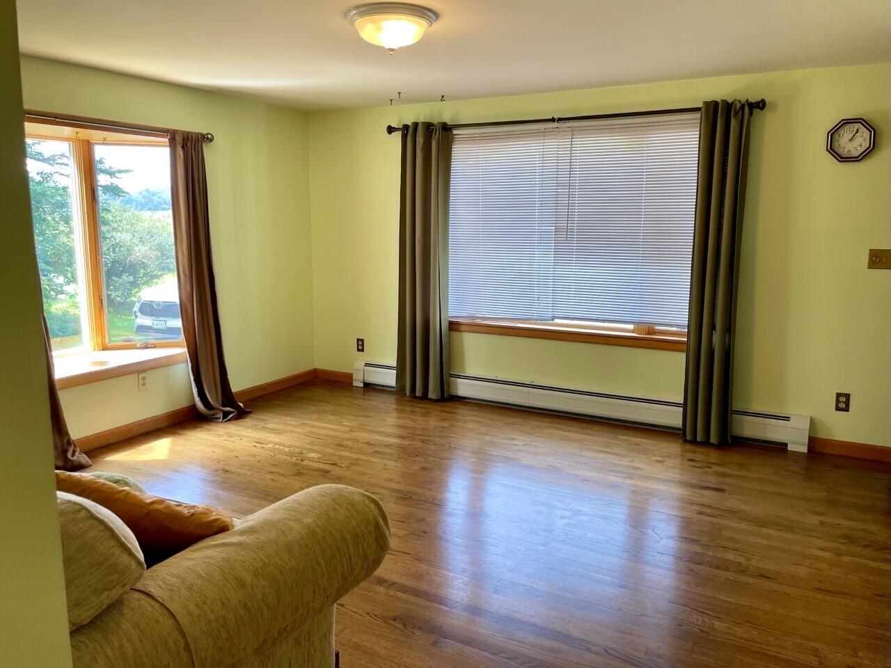 407 Bangor Road Waterville, ME 04901 - Photo 11 of 24 Living Room