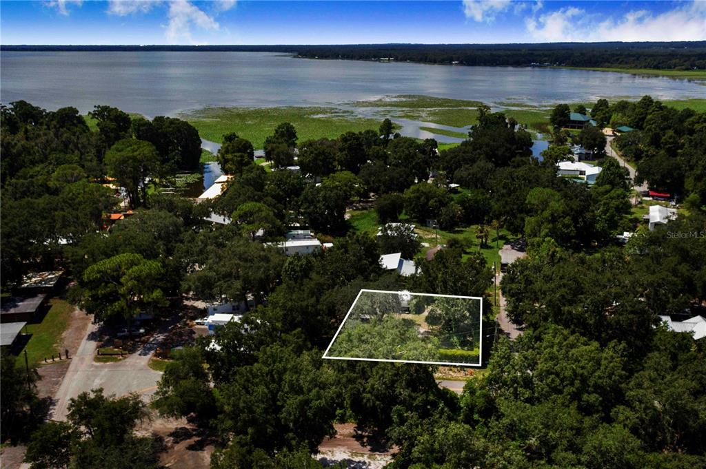6648 Cherry Pocket Road Lake Wales, FL 33898 - Photo 3 of 12 a view of a garden