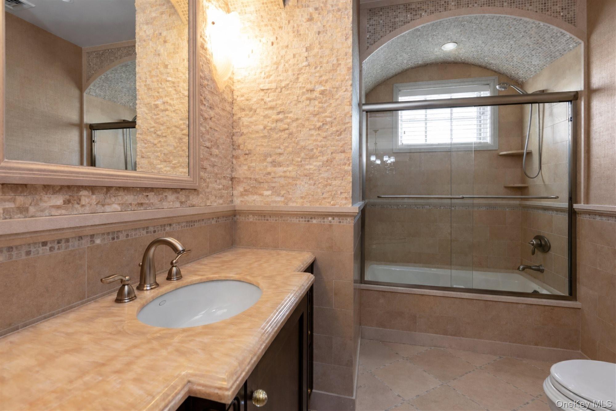 12 Point Crescent Queens, NY 11357 - Photo 30 of 44