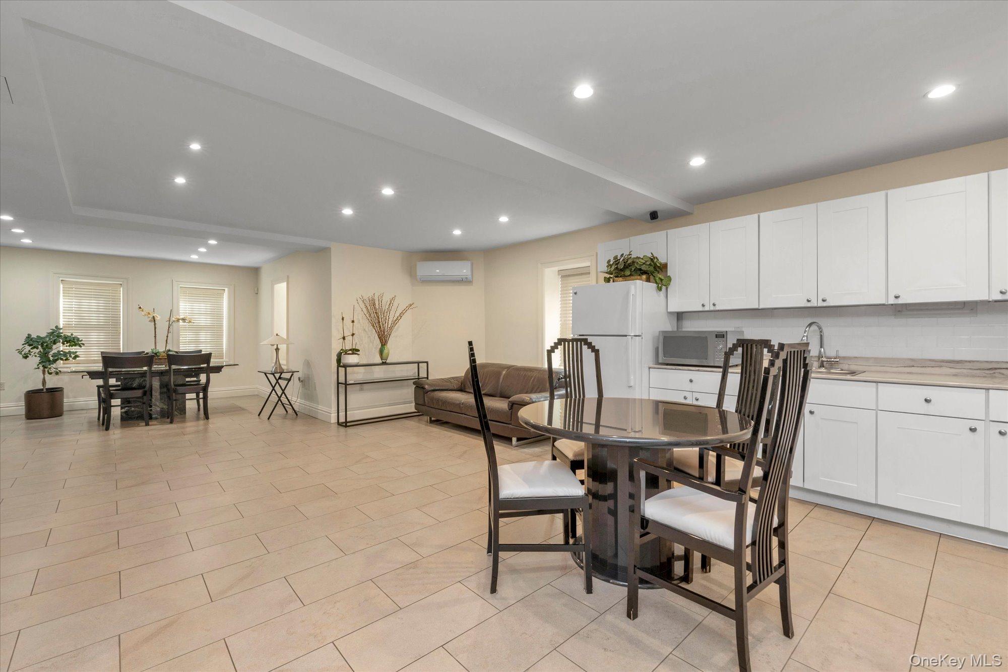 12 Point Crescent Queens, NY 11357 - Photo 32 of 44