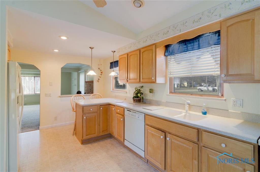 2016 Brancaster Road Toledo, OH 43615 - Photo 13 of 32 Gallery Image 13