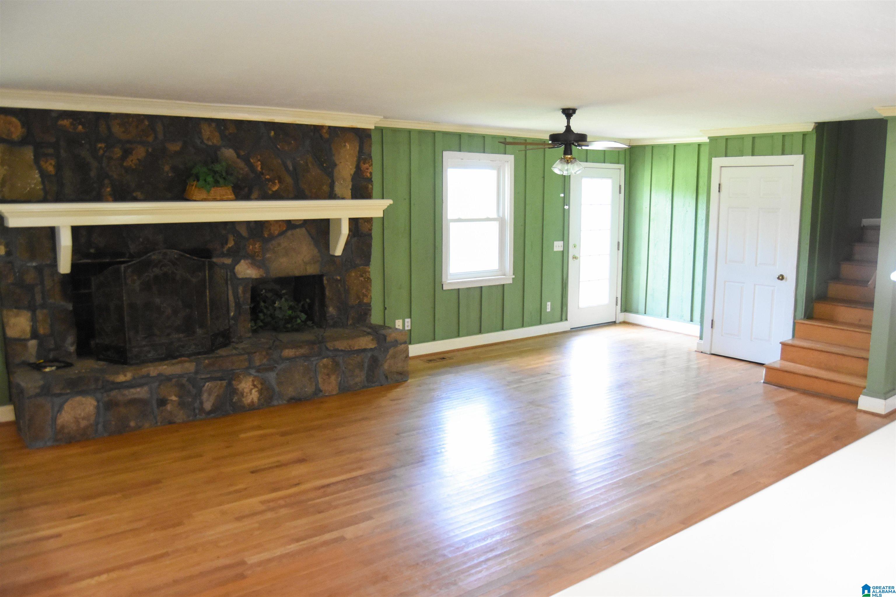 121 Barker Street Anniston, AL 36201 - Photo 5 of 44