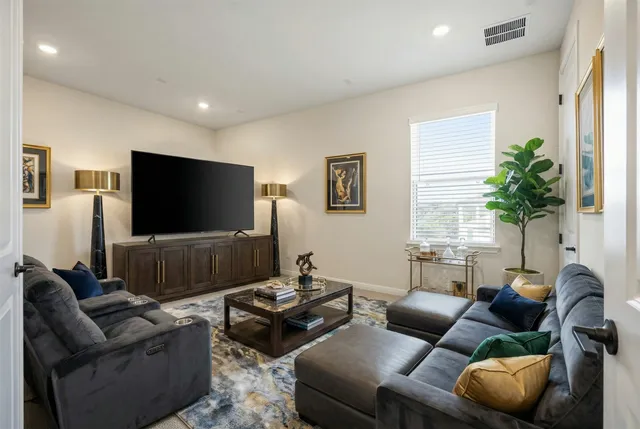 $5,500 | 2660 Novara Trail, Leander, TX 78641