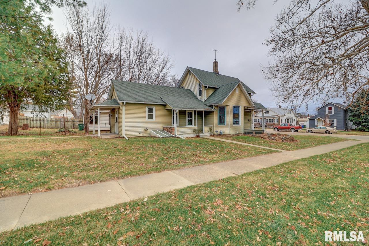 1700 Pershing Boulevard Clinton, IA 52732 - Photo 20 of 22 Gallery Image 20