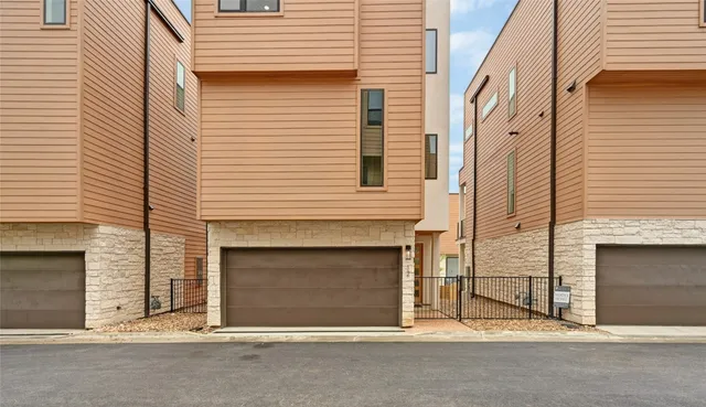 a view of a house with a garage