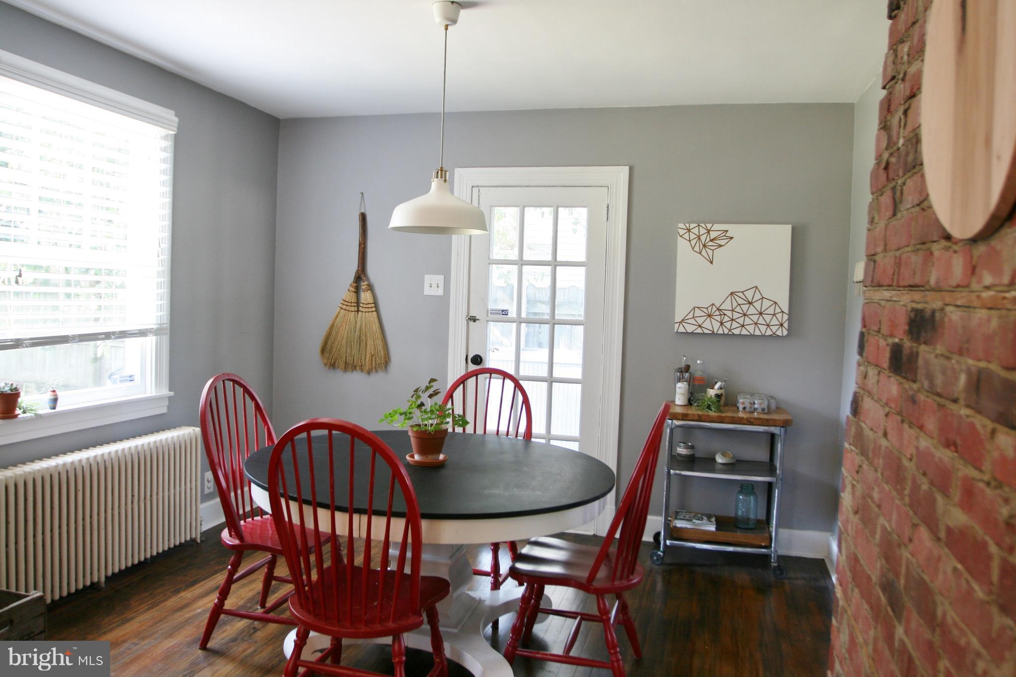 1804 Bay Ridge Avenue Annapolis, MD 21403 - Photo 15 of 26 a dining room with furniture and window