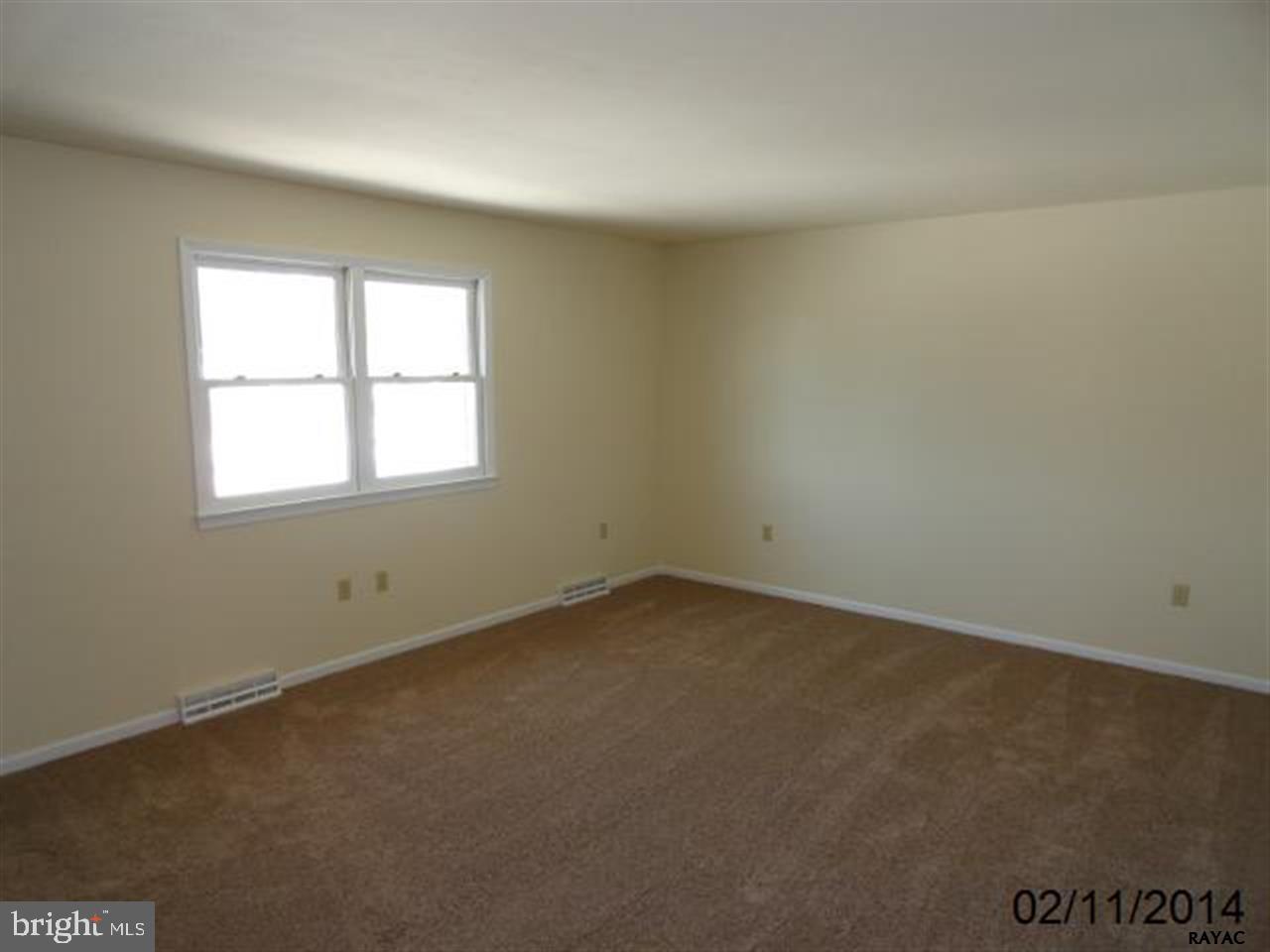 20 Pinewood Circle Hanover, PA 17331 - Photo 4 of 21 Gallery Image 4