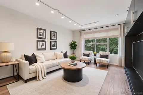 $449,900 | 206 Park Boulevard, Unit 307, San Diego, CA 92101
