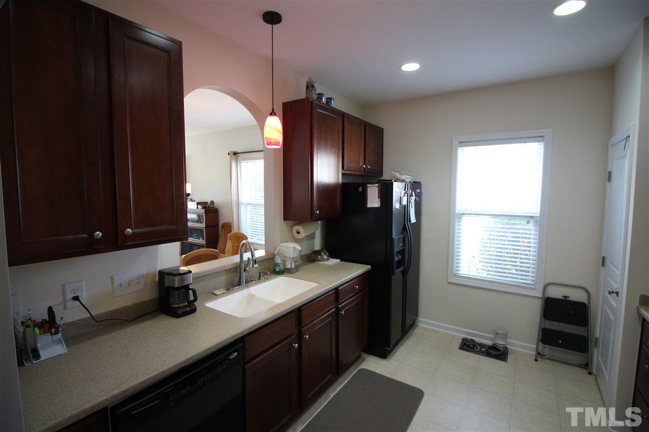 2645 Asher View Court Raleigh, NC 27606 - Photo 11 of 17 Gallery Image 11