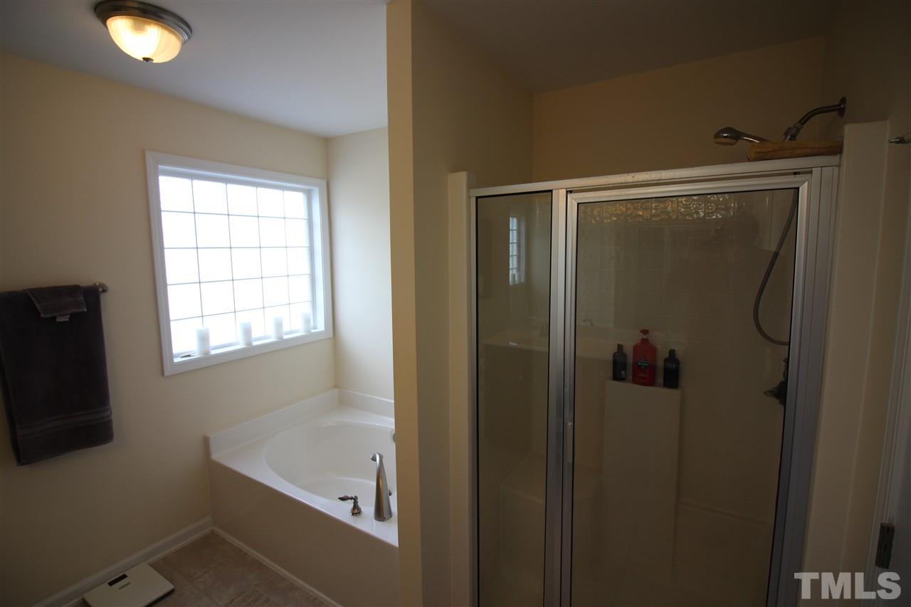 2645 Asher View Court Raleigh, NC 27606 - Photo 15 of 17 Gallery Image 15