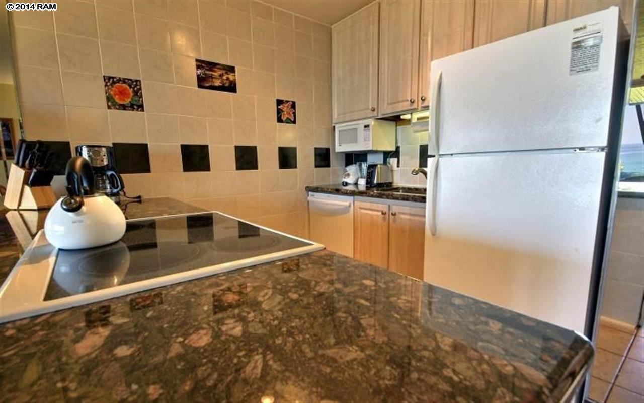 3975 Lower Honoapiilani Road, Unit 113 Lahaina, HI 96761 - Photo 6 of 14 Gallery Image 6