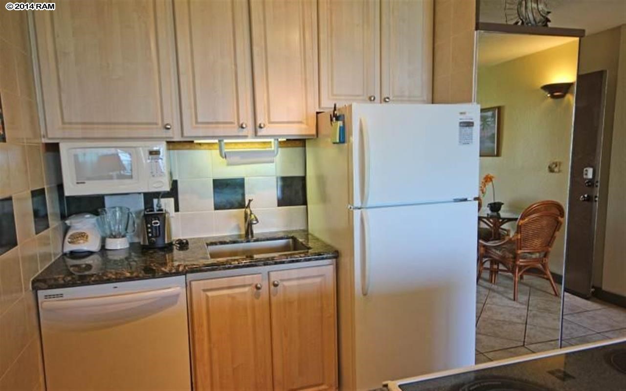 3975 Lower Honoapiilani Road, Unit 113 Lahaina, HI 96761 - Photo 7 of 14 Gallery Image 7