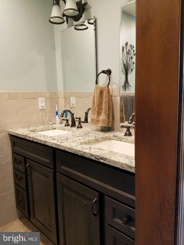 122 Hickory Point Road Pocomoke City, MD 21851 - Photo 17 of 18 upstairs bath.