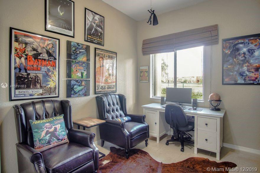 1825 Southeast 20th Road Homestead, FL 33035 - Photo 14 of 35