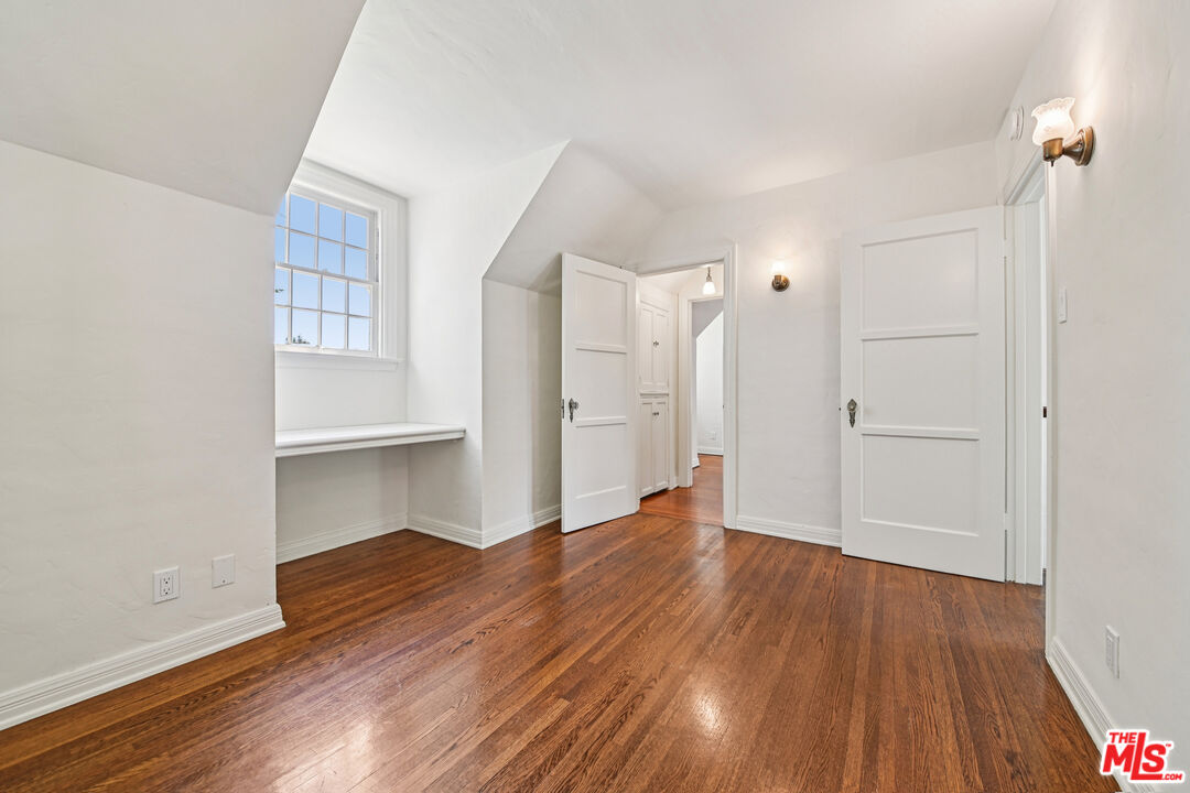 331 West Roses Road San Gabriel, CA 91775 - Photo 13 of 24 Gallery Image 13