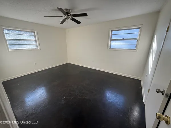 $179,000 | 335 Valley Vista Drive, Unit 335, Jackson, MS 39211