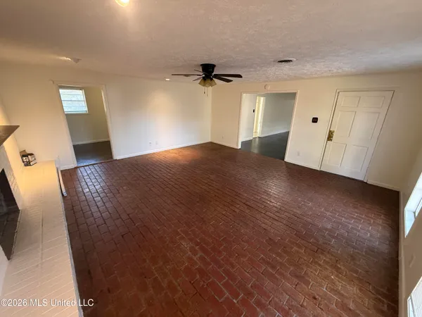 $179,000 | 335 Valley Vista Drive, Unit 335, Jackson, MS 39211