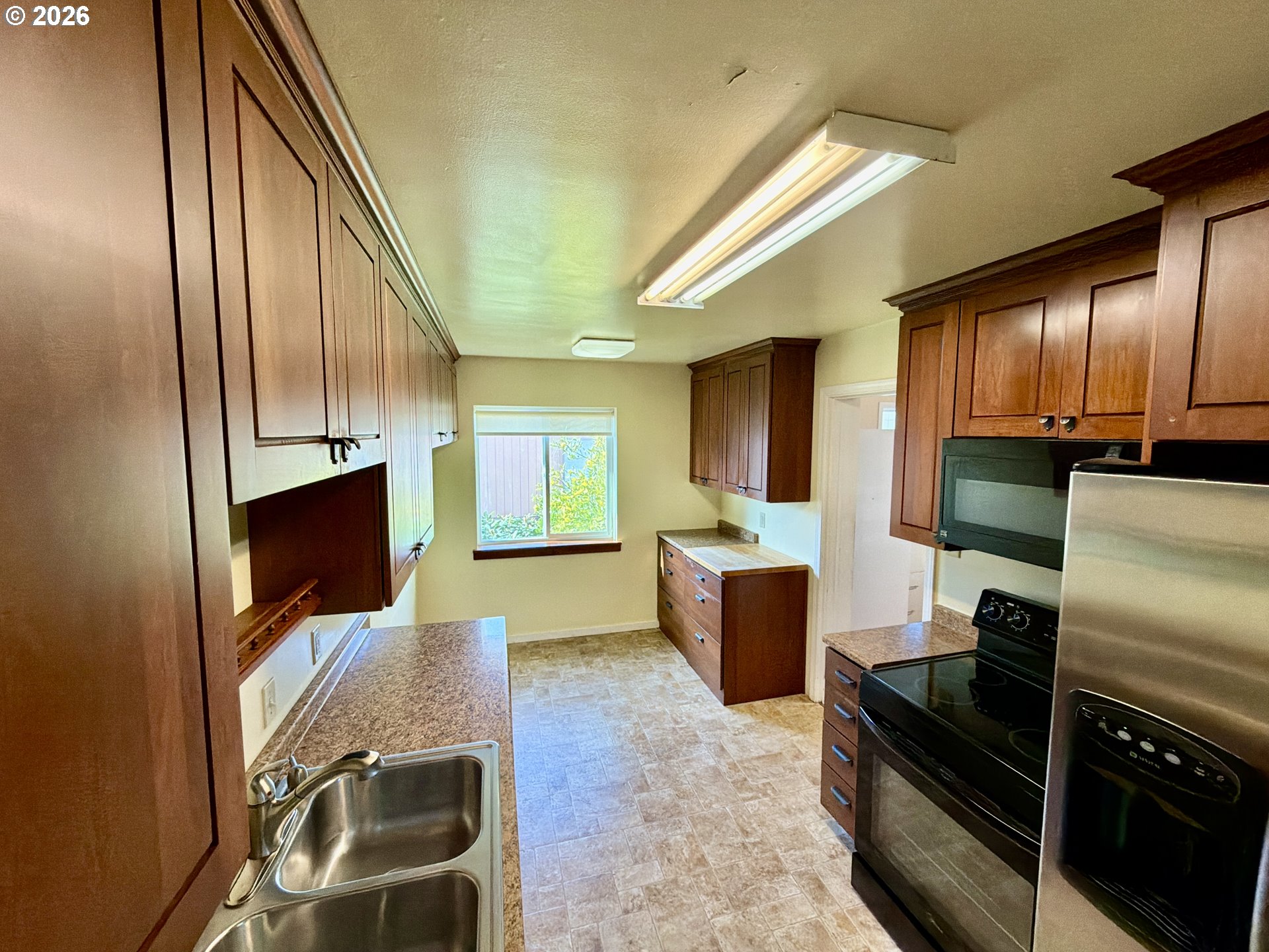 403 Linden Street Brookings, OR 97415 - Photo 16 of 36