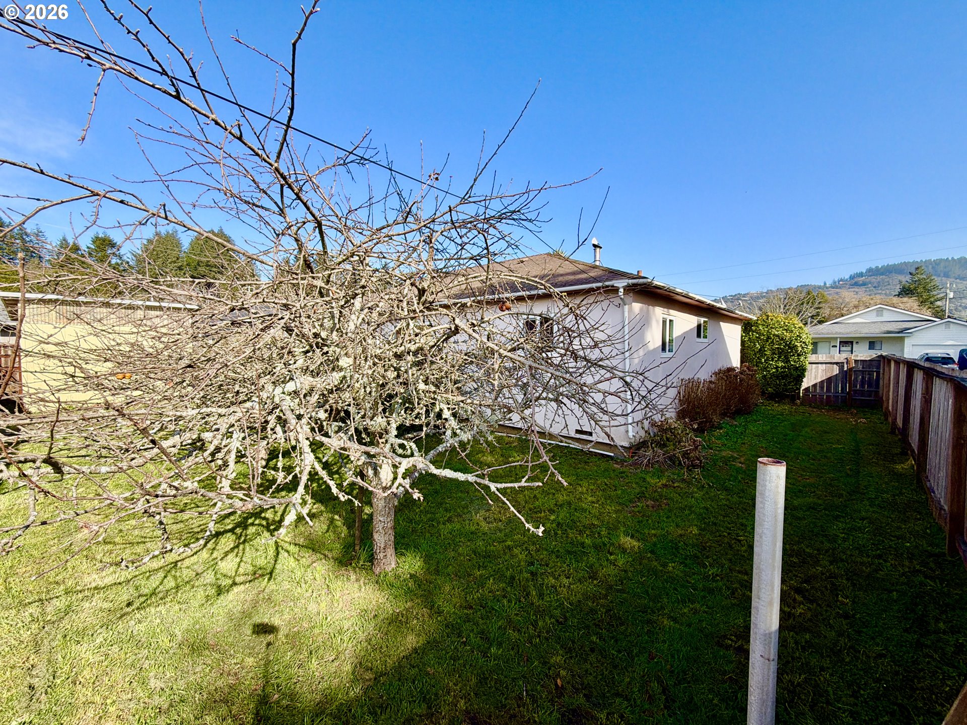 403 Linden Street Brookings, OR 97415 - Photo 6 of 36