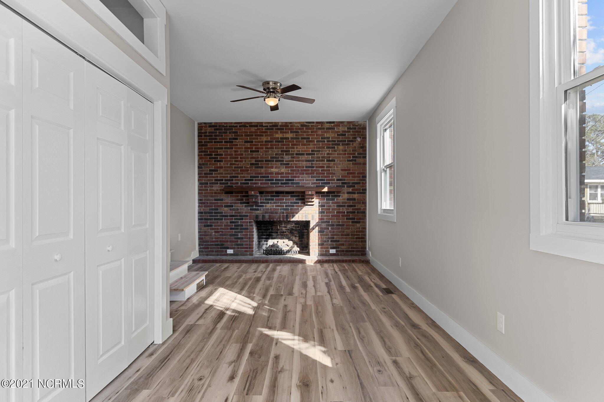 150 Old River Road Beaufort, NC 28516 - Photo 12 of 45 Den