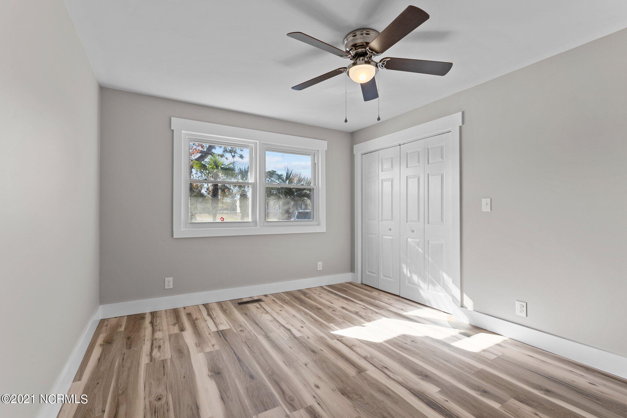 150 Old River Road Beaufort, NC 28516 - Photo 23 of 45 Bedroom 2