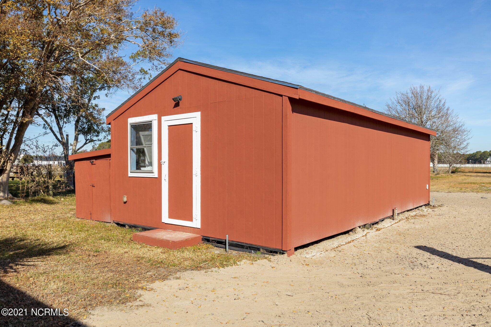 150 Old River Road Beaufort, NC 28516 - Photo 29 of 45 Workshop