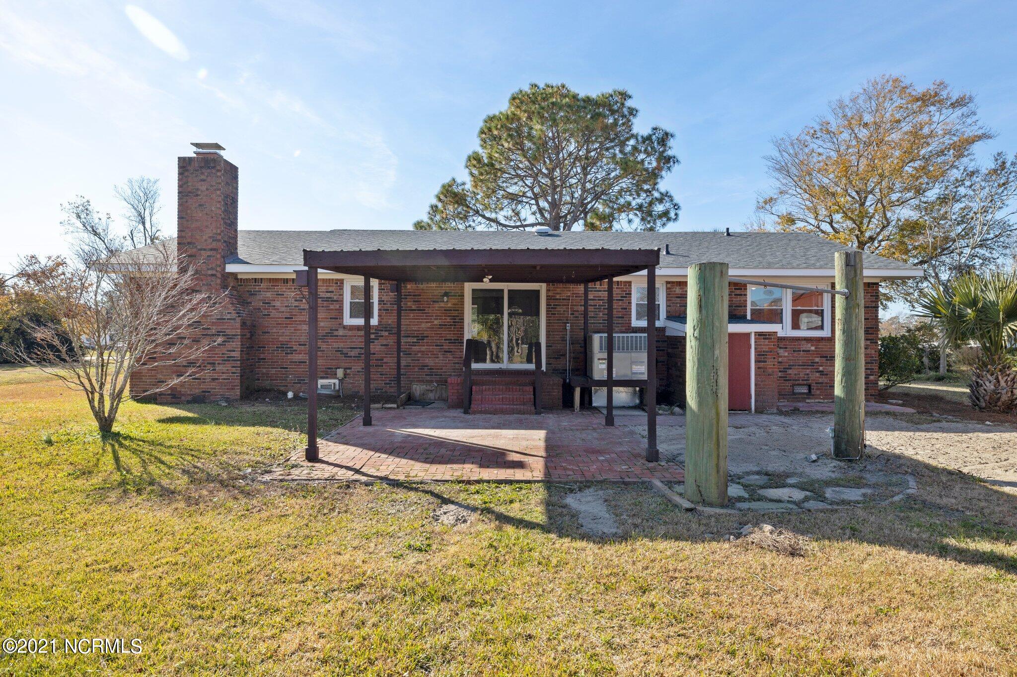 150 Old River Road Beaufort, NC 28516 - Photo 31 of 45 Rear