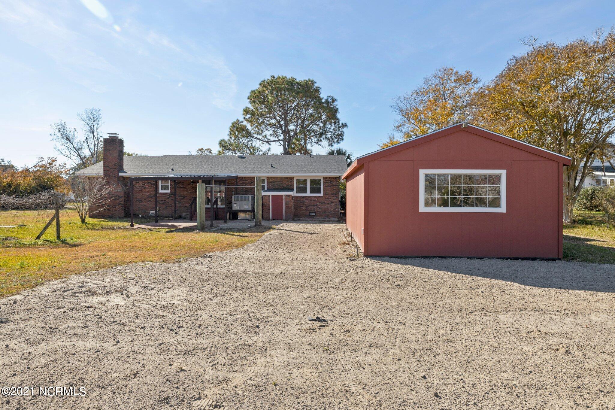 150 Old River Road Beaufort, NC 28516 - Photo 34 of 45 Rear