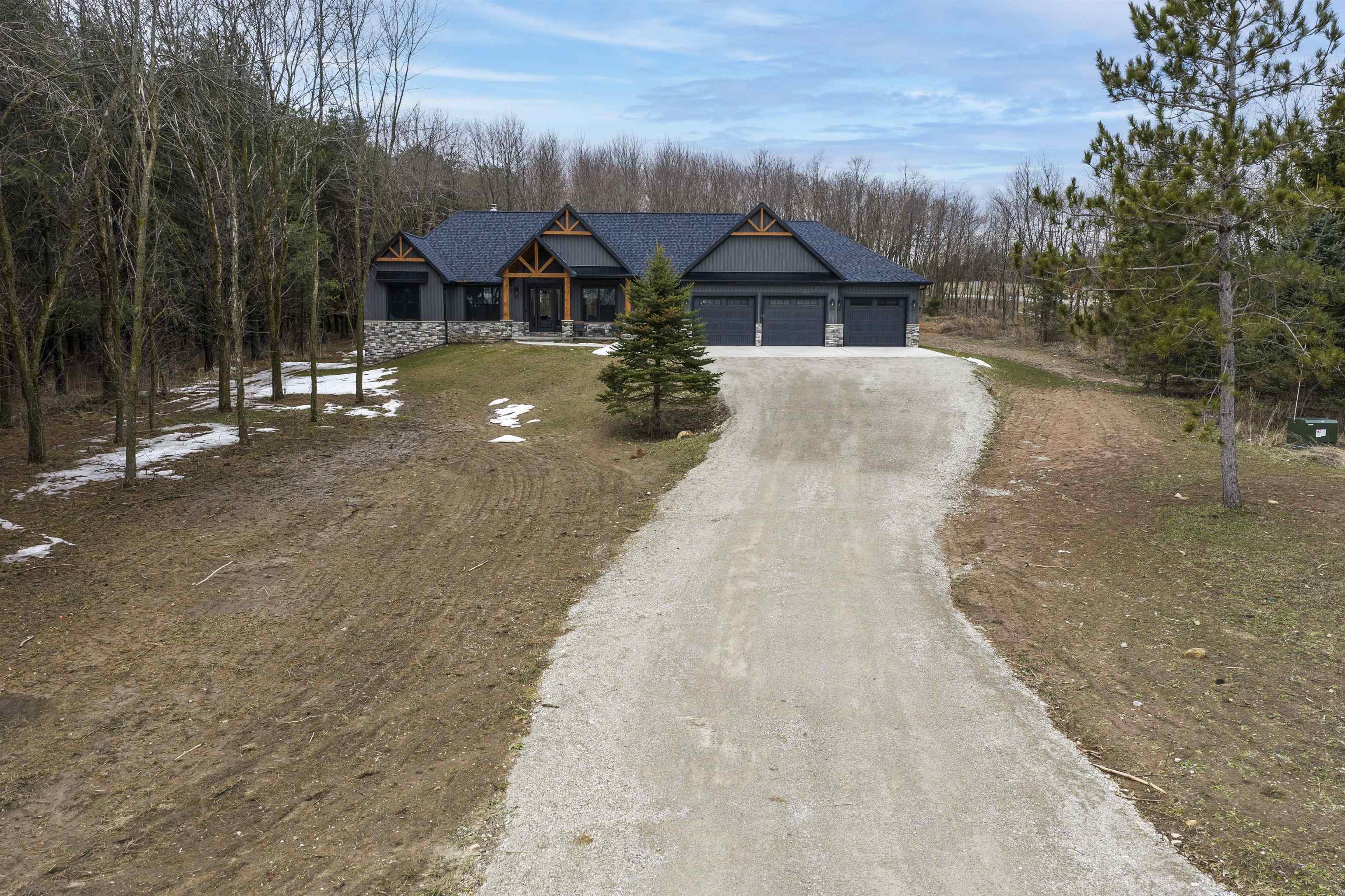 3907 Trappers Bend Court Green Bay, WI 54313 - Photo 40 of 46