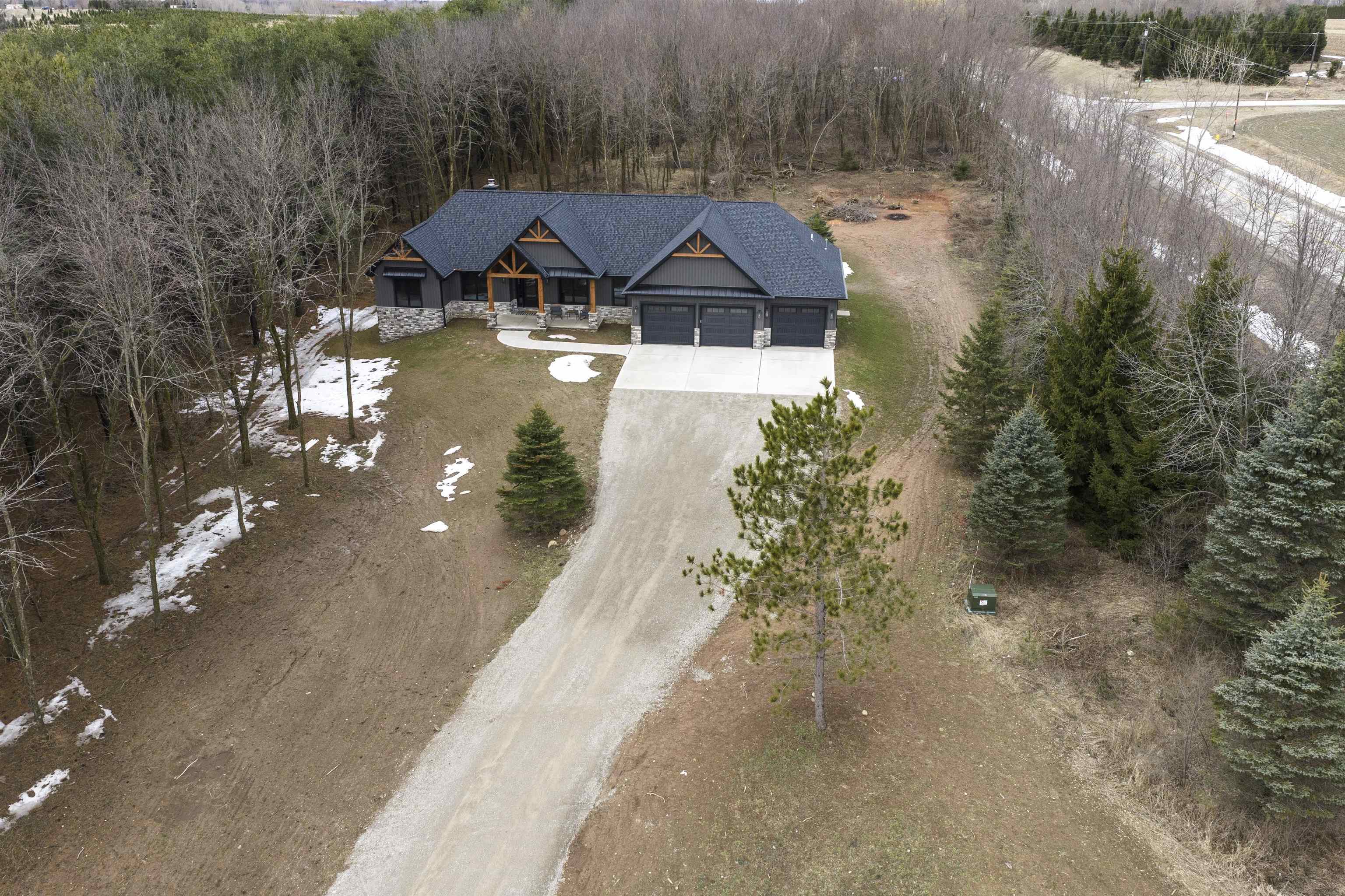3907 Trappers Bend Court Green Bay, WI 54313 - Photo 41 of 46