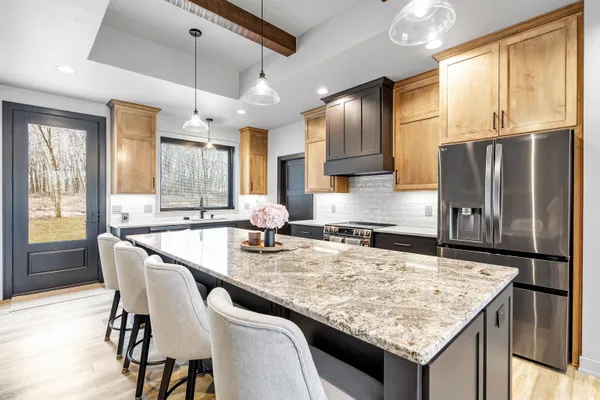 $875,000 | 3907 Trappers Bend Court, Green Bay, WI 54313