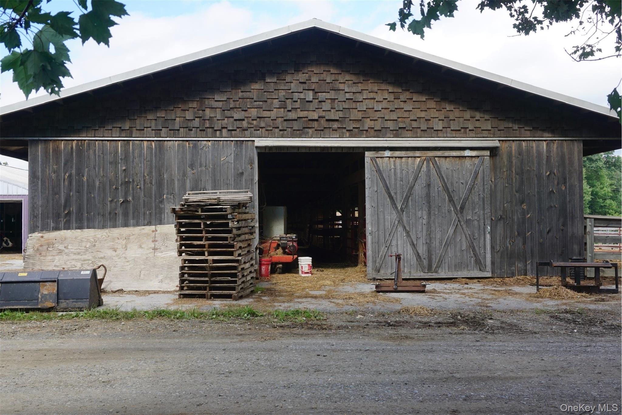 2039 Salt Point Turnpike Salt Point, NY 12578 - Photo 33 of 45