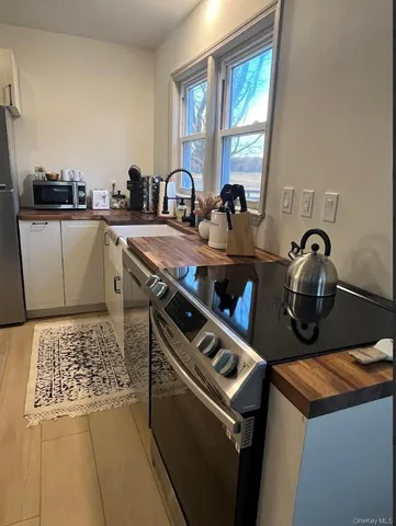 $3,500,000 | 2039 Salt Point Turnpike, Salt Point, NY 12578