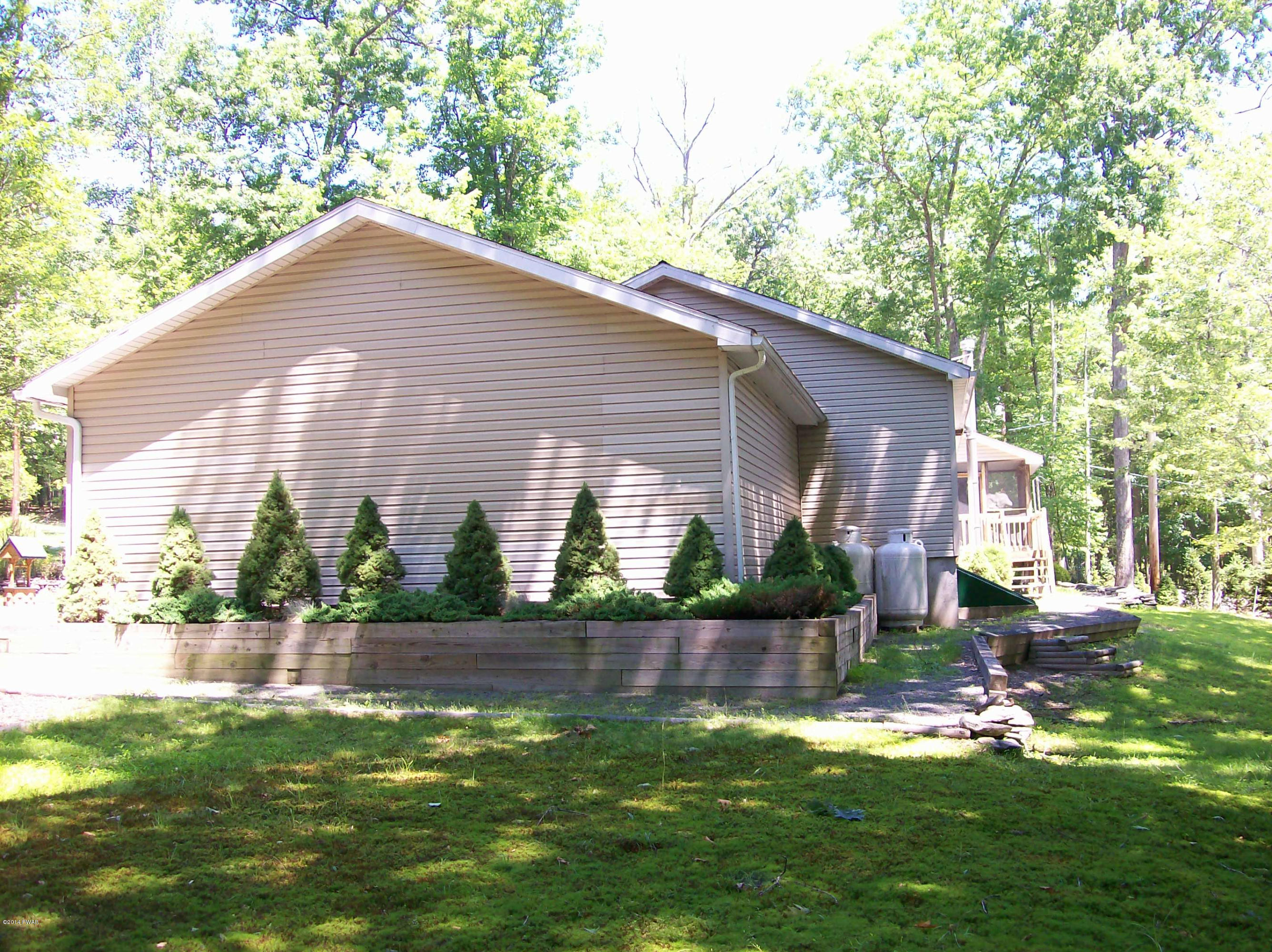 200 Forest Ridge Drive Hawley, PA 18428 - Photo 29 of 32 Gallery Image 29