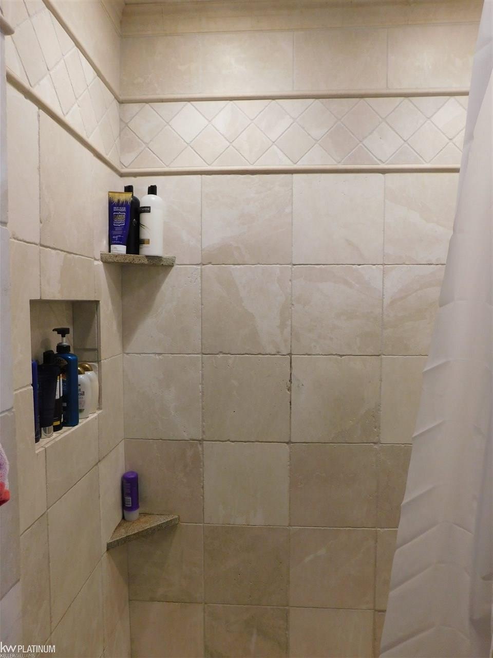 9244 Maynard Road Algonac, MI 48001 - Photo 17 of 30 Gallery Image 17