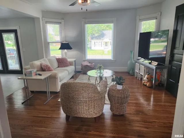 $195,000 | 600 East Jefferson Street, Washington, IL 61571