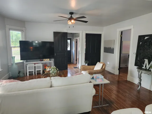 $195,000 | 600 East Jefferson Street, Washington, IL 61571